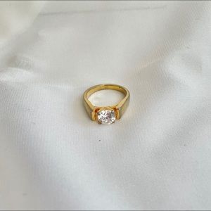 Gold Tone Jewel Engagement Style Ring Jewelry